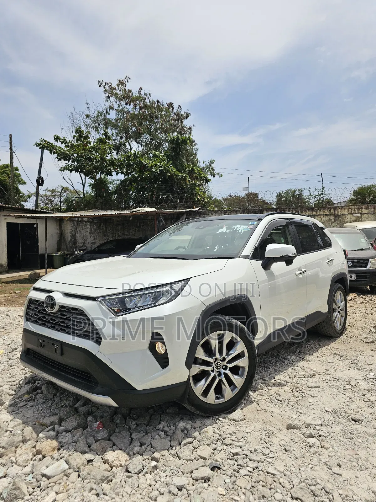Toyota RAV4 2019 White