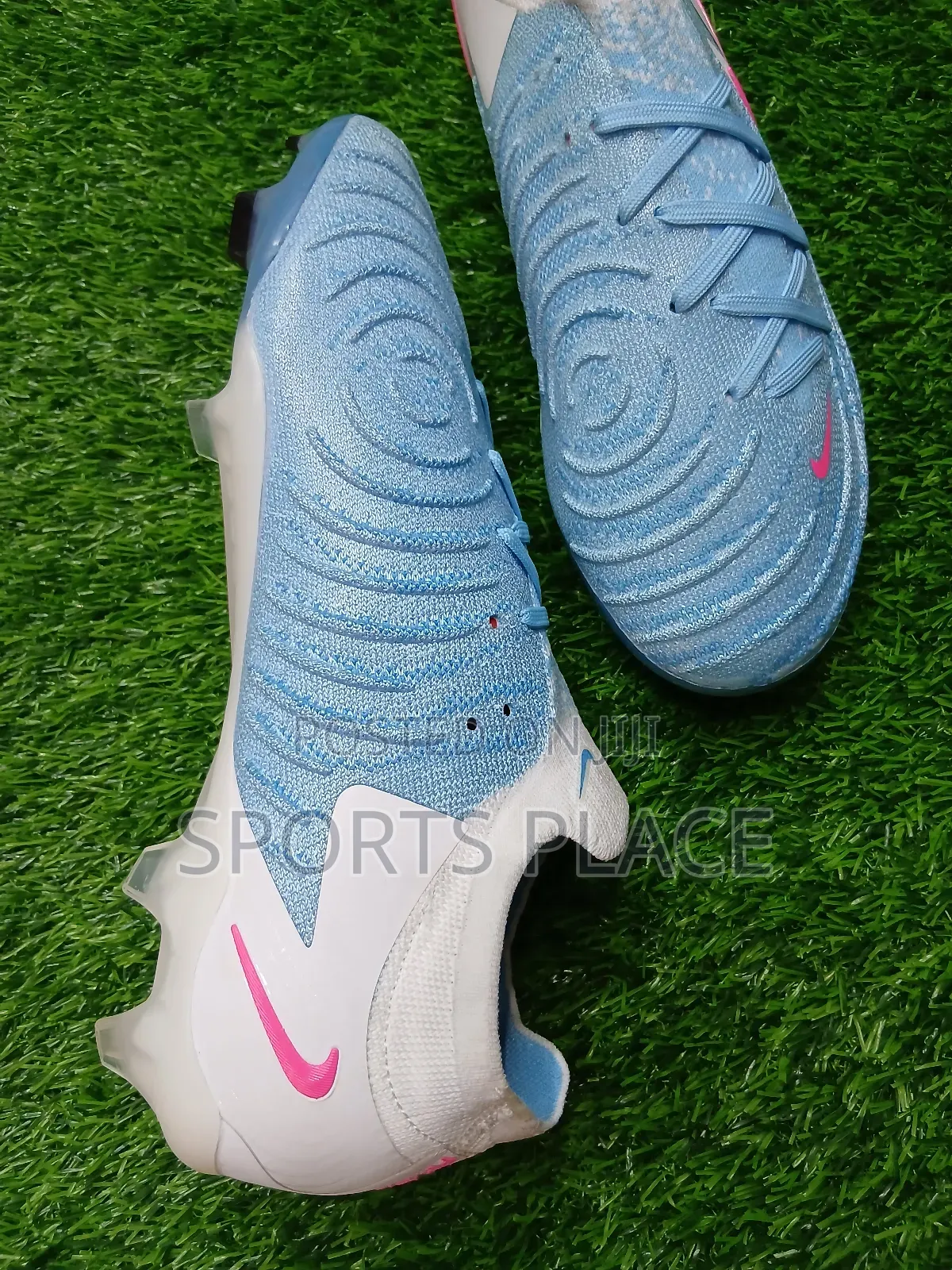 Nike Phantom Black Pack Luna Gx Football Boots