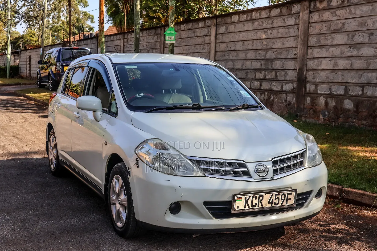 Nissan Tiida 2010 White
