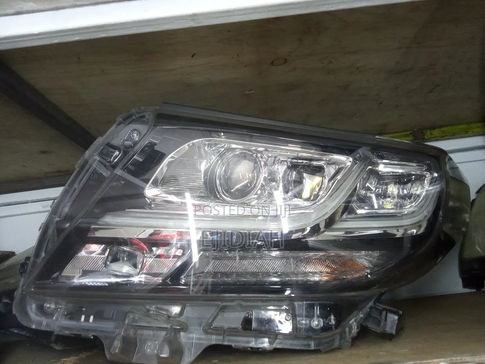 Aphard Headlight