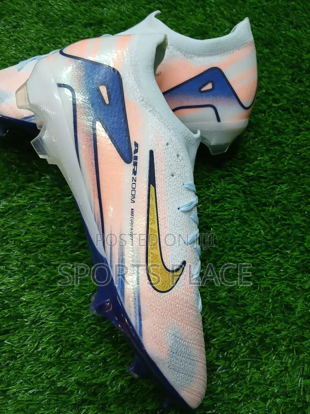 Air Zoom Dream Speed 9 Football Boots