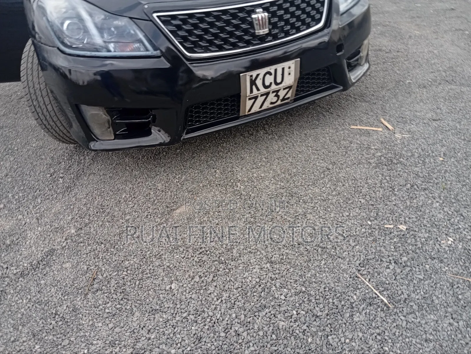 Toyota Crown 2013 Black