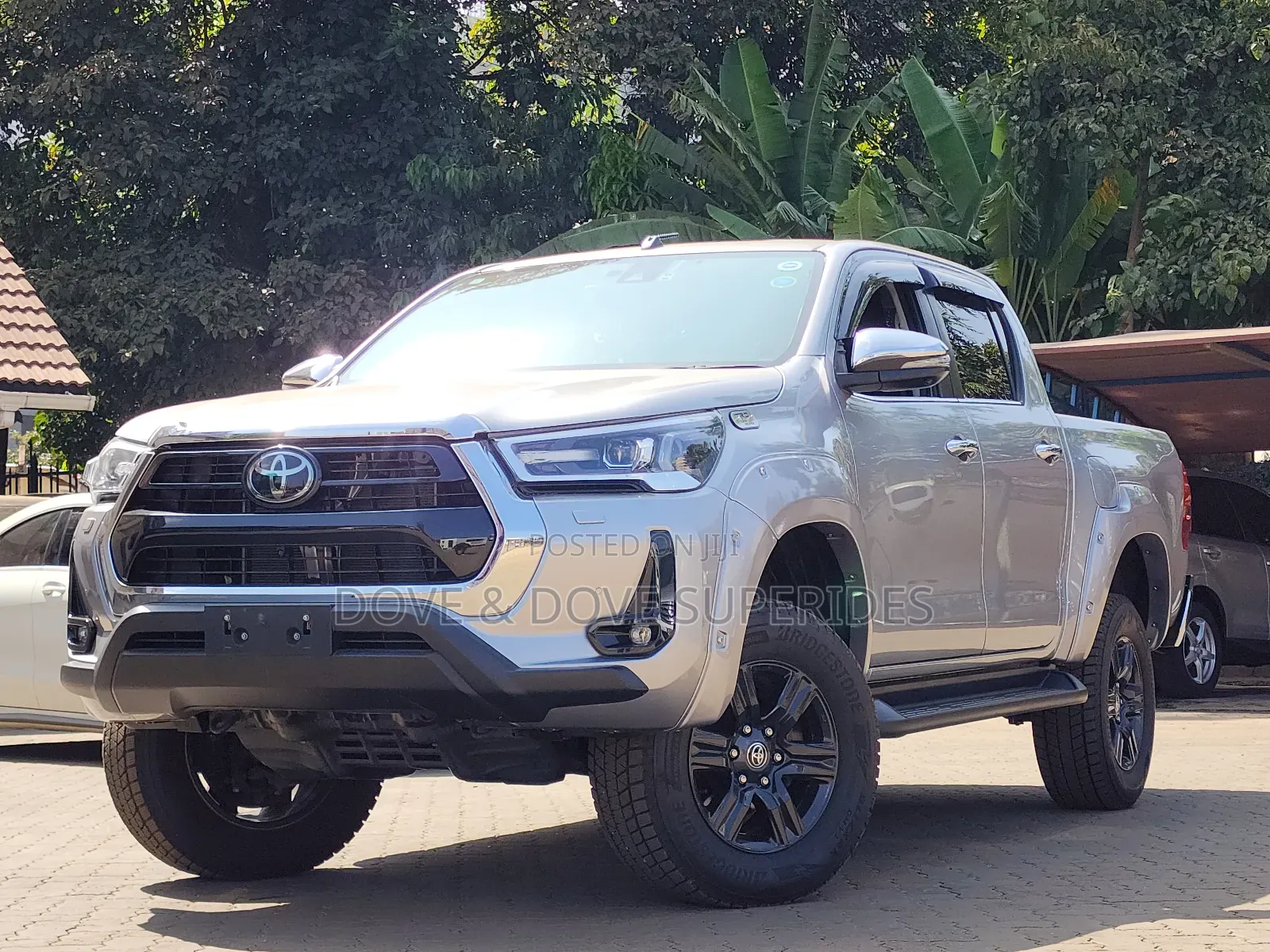 Toyota Hilux Revo Double Cab Deisel 2.4 AWD 2022 Silver