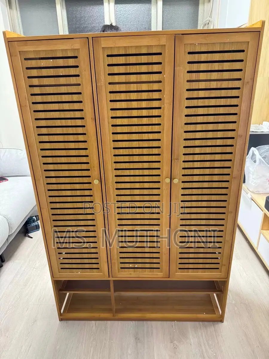 Modern 10 -Tiee Bamboo Shoe Storage Cabinet With Ventilation