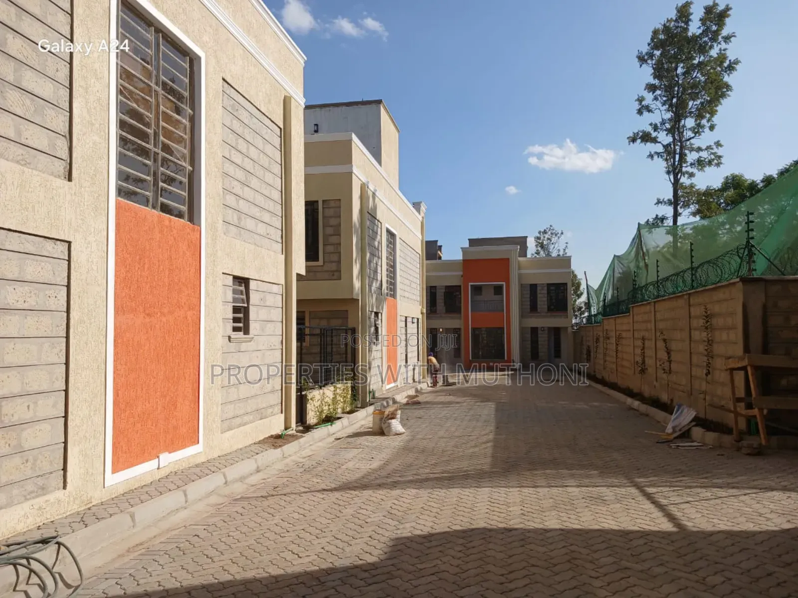 3bdrm Townhouse/Terrace in Matasia for sale