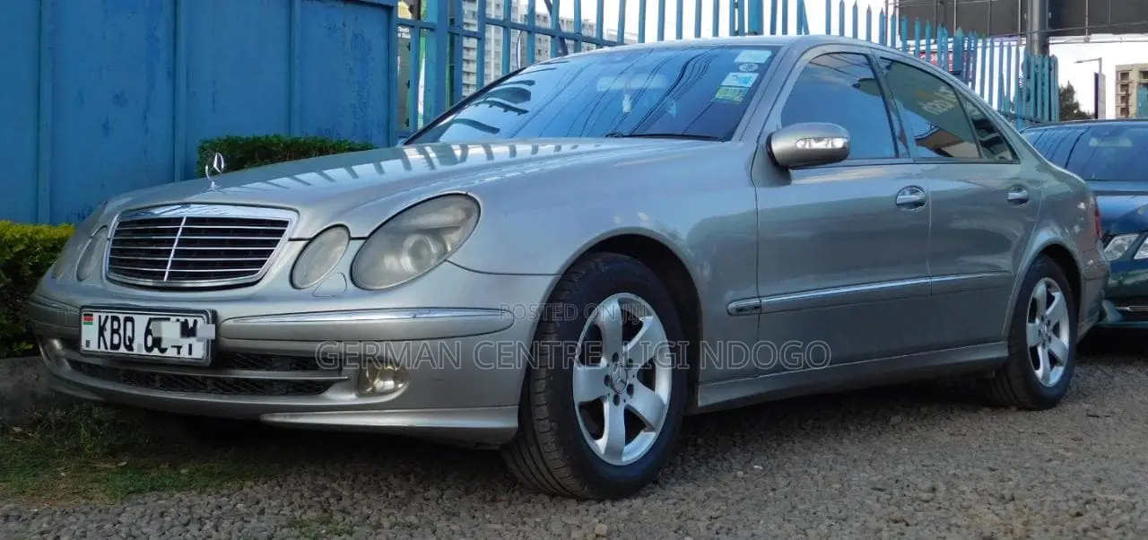 Mercedes-Benz E240 2005 Silver