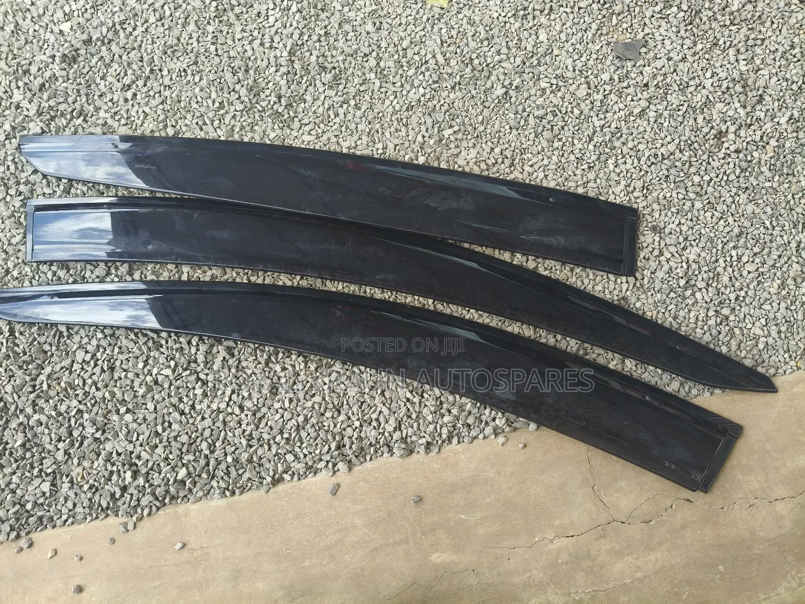 Honda Vezel Windbreakers