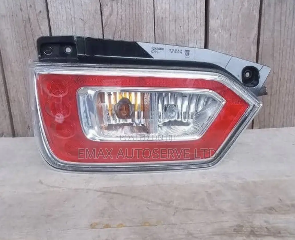 Suzuki Wagon R 2016/2017/2018 Taillight Red