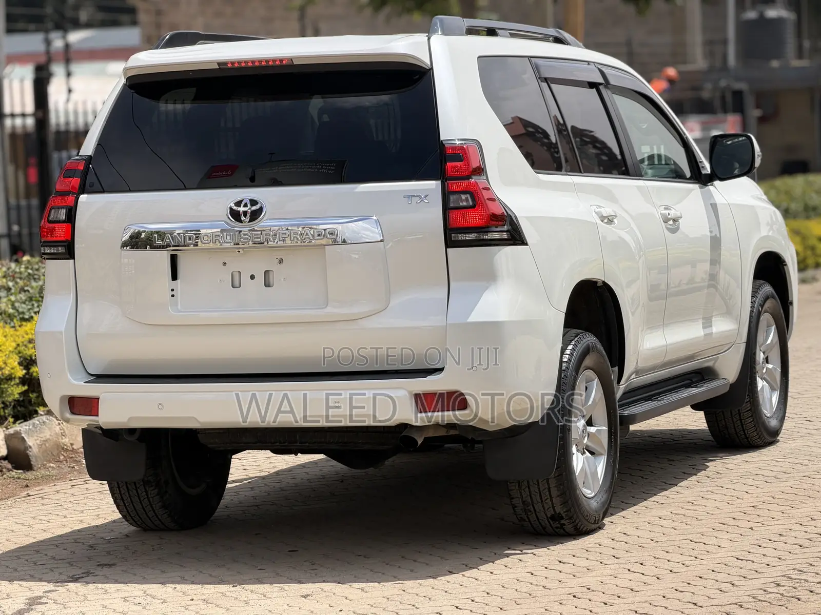 Toyota Land Cruiser Prado 2.7 2019 White