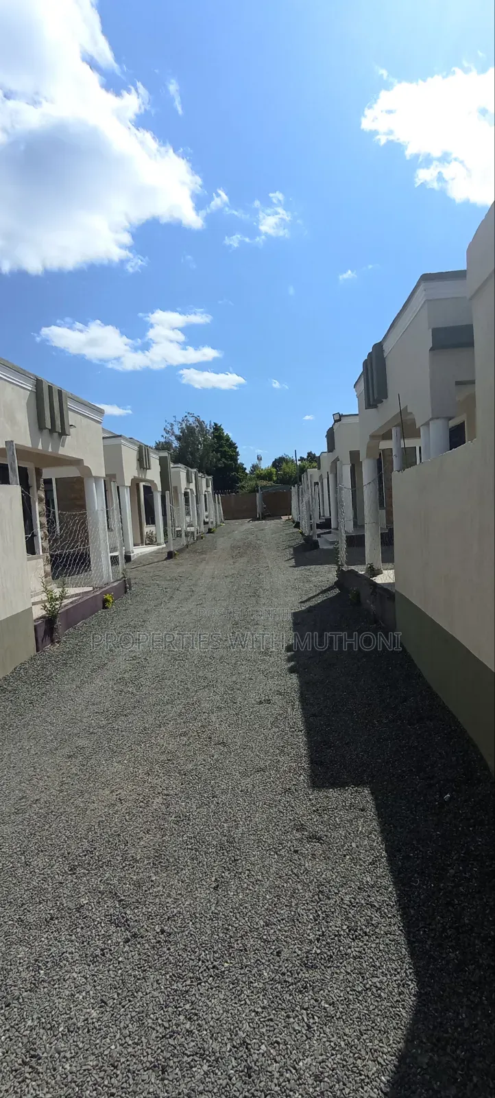 3bdrm Bungalow in Nkoroi for sale