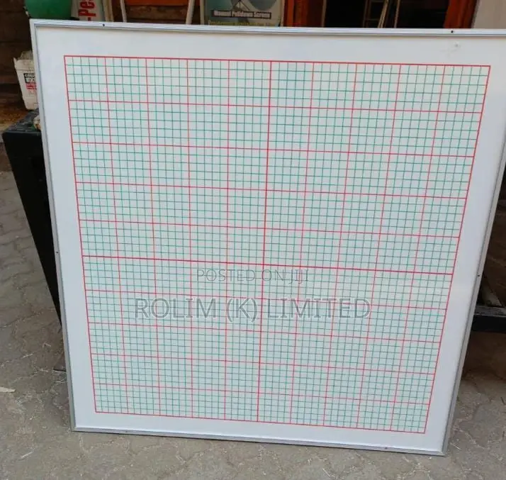 Heavy Duty Graphboard 4 Ft × 4 Ft Tailored for Office Planning