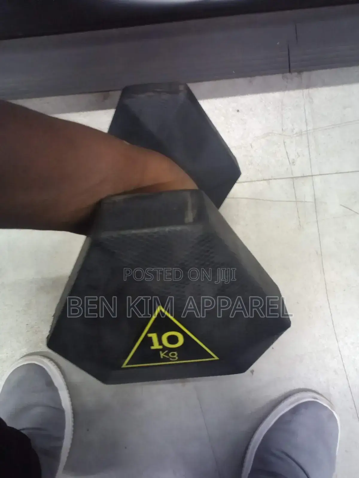 Single Steel, Iron and Rubber 10 KGS Hex Dumbbell