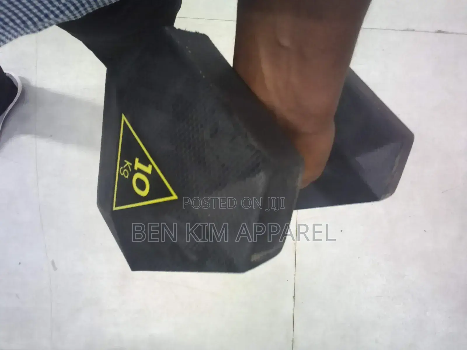 Single Steel, Iron and Rubber 10 KGS Hex Dumbbell