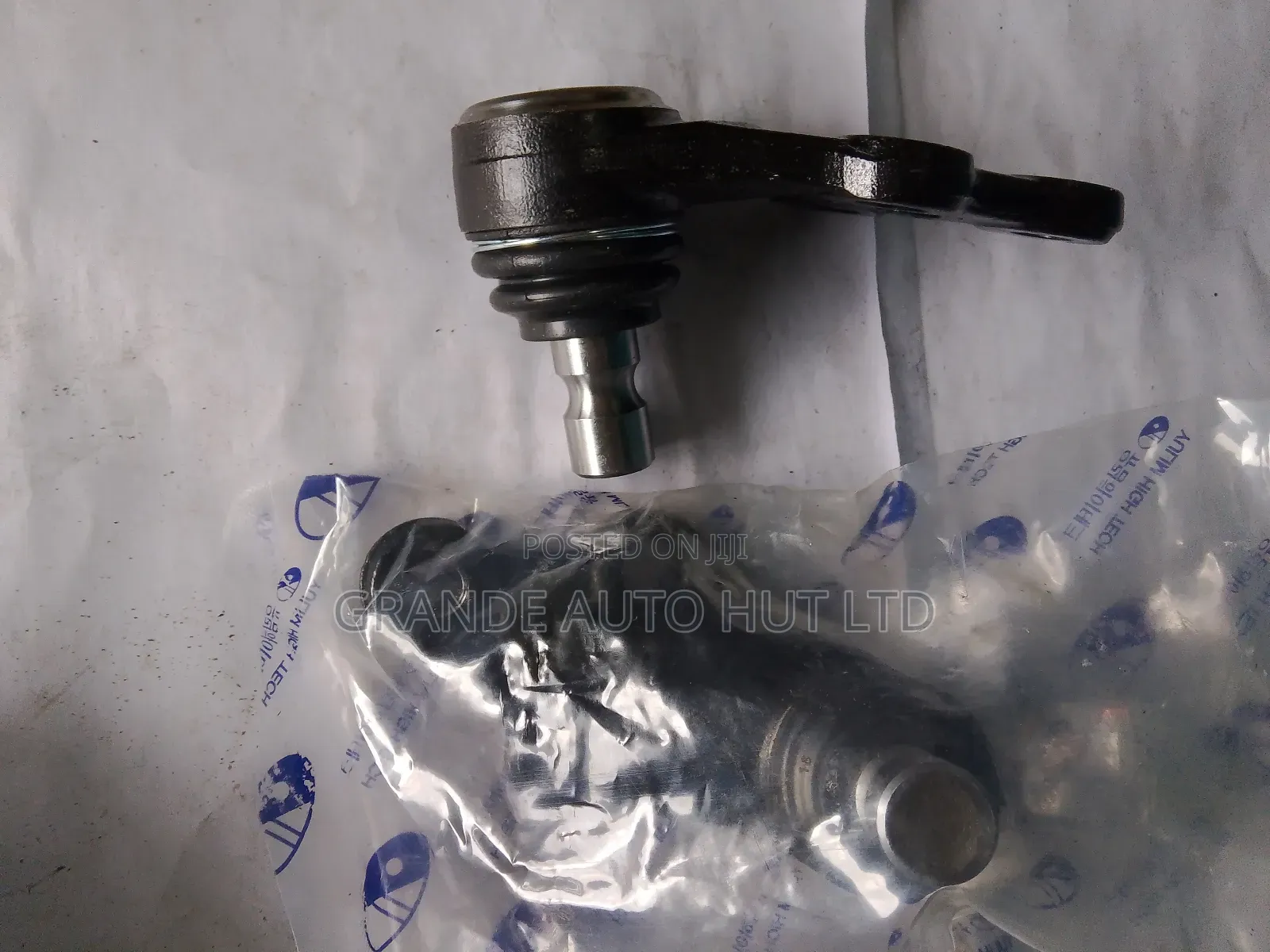 Front Lower Ball Joint for Hyundai Sonata/Ix35 (Yulim High-Tech Brand)