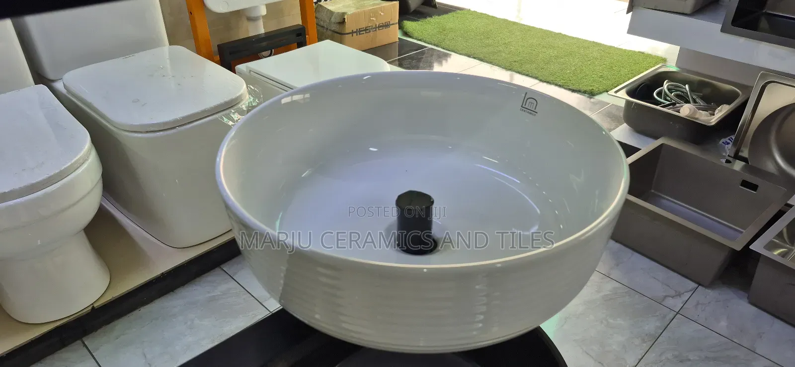 Stylish White Top Washhand Basin