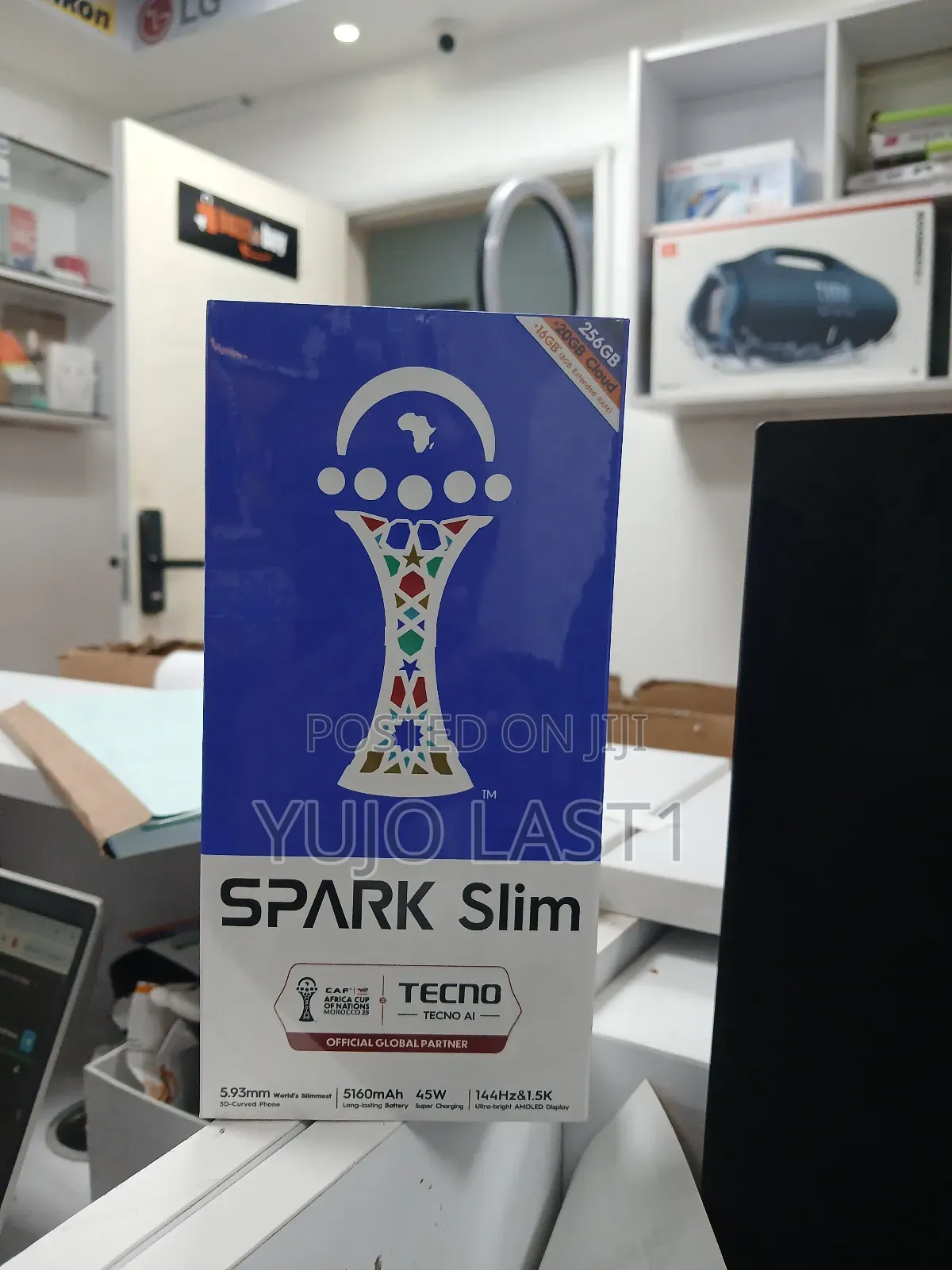 New Tecno Spark Slim 256 GB Black