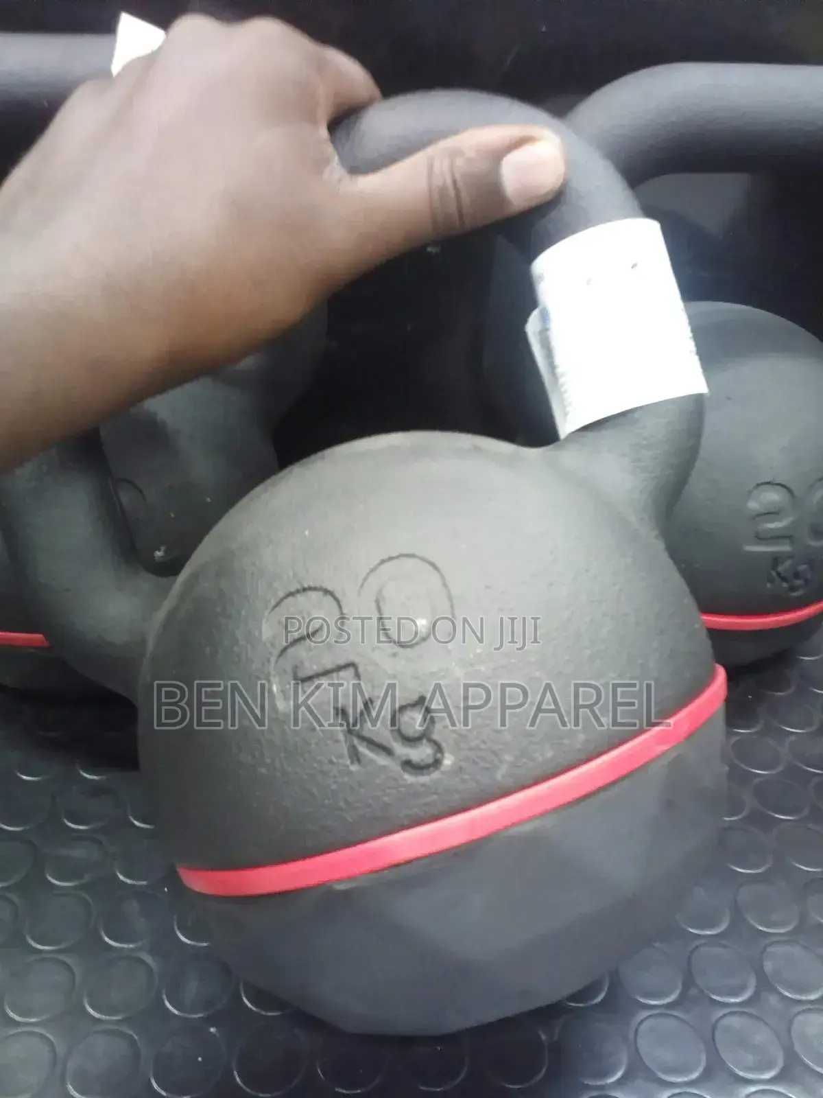 20 KGS Rubber Base Single Cast Iron European Kettlebell Rubber Base