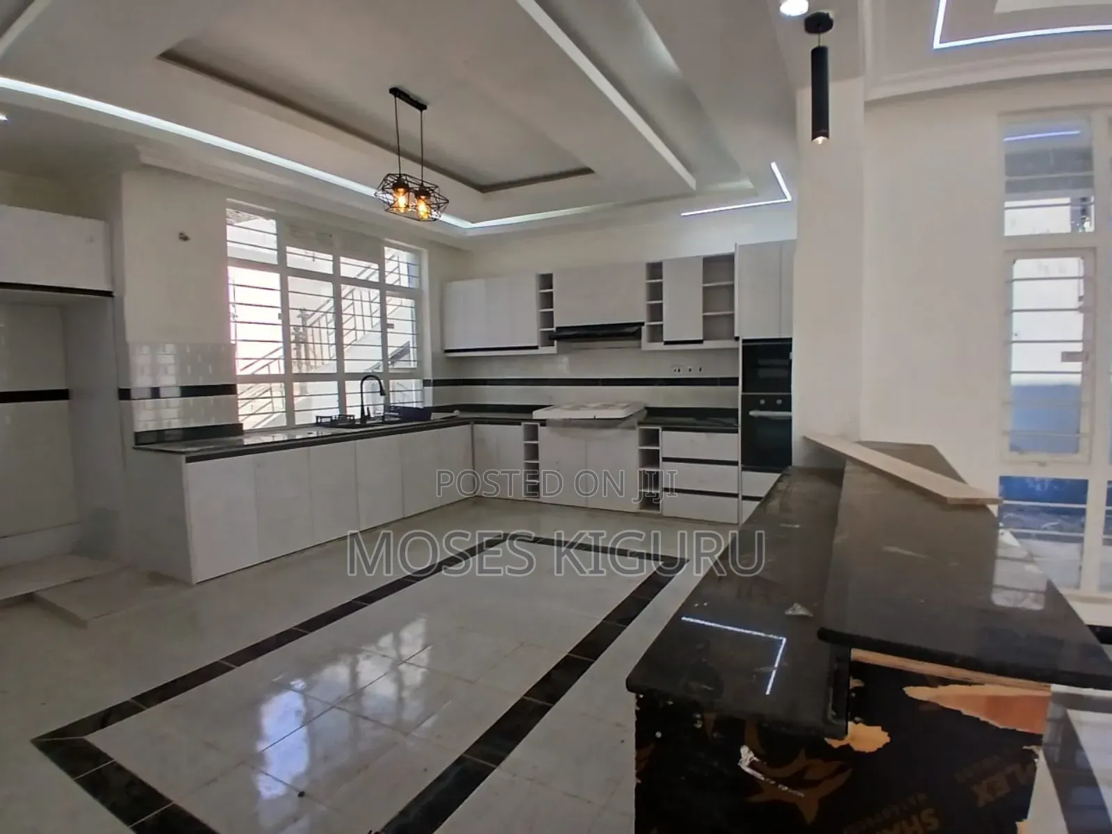 3bdrm Bungalow in Mugutha Estate, Ruiru for sale