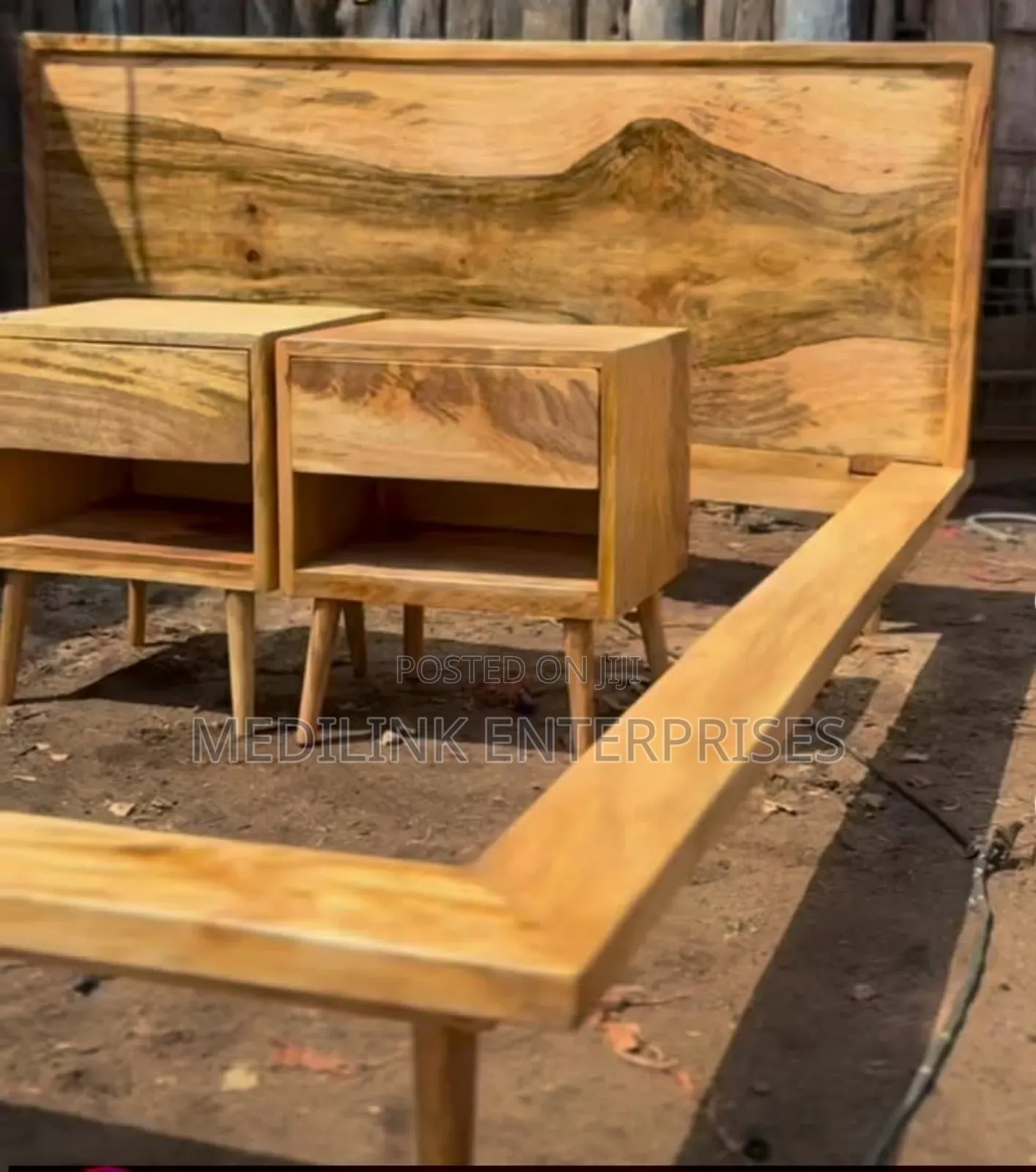 Seasoned Mango Boxbed King Size