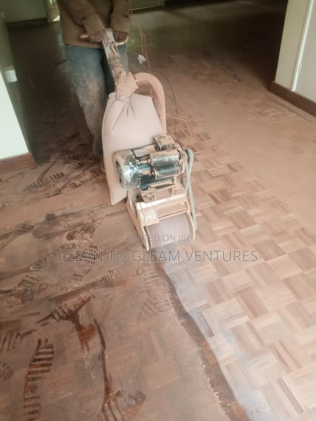 Wooden Floor Installation/Sanding/Maintenance/ Wax Polishing