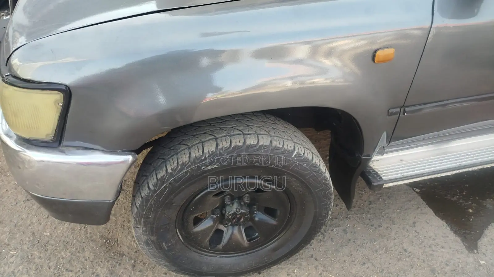 Toyota Hilux 2001 Black