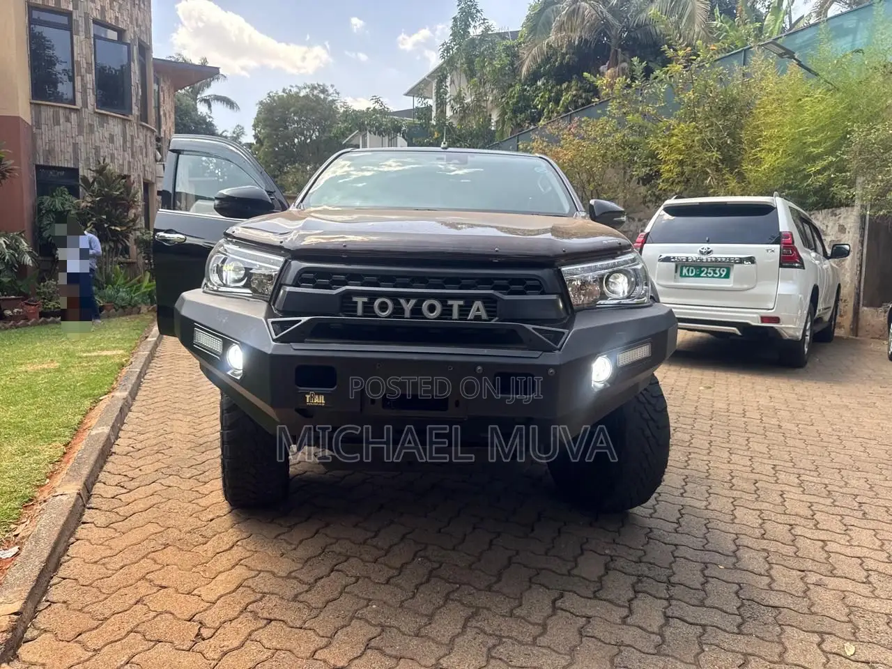 Toyota Hilux 2.4 Diesel 2020 Black
