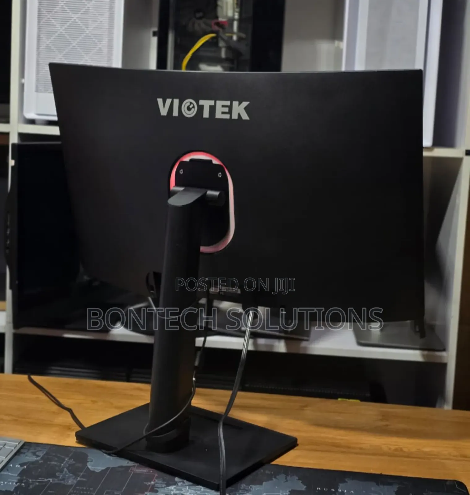 Viotek Gaming Monitor 
32 Inch Curved Display
 Resolution
144hz