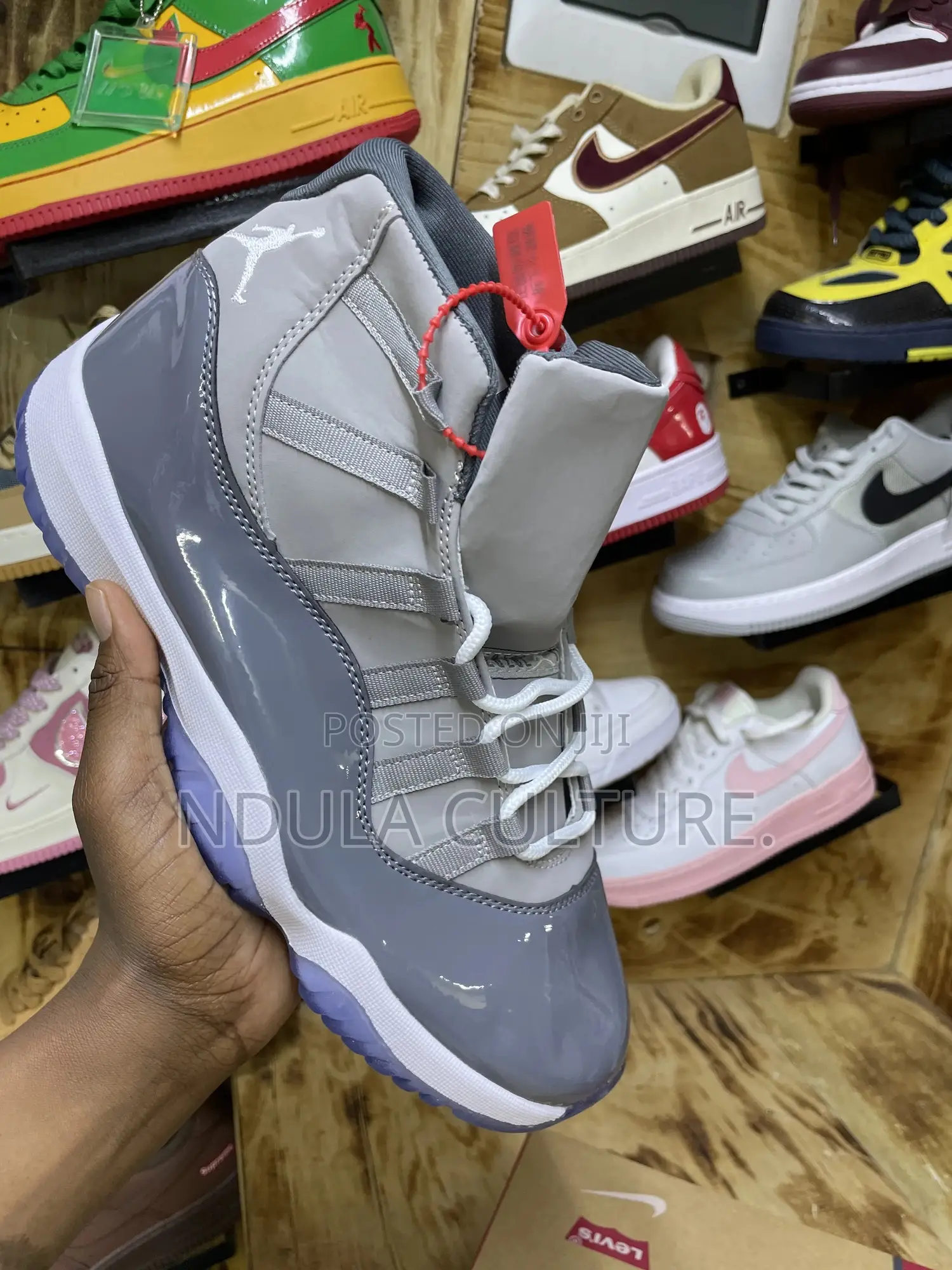 Trending Jordans 11 Retro Sports Shoes