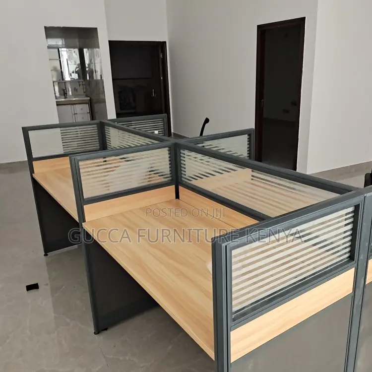 4-seater Brown Wood Modular Workstation