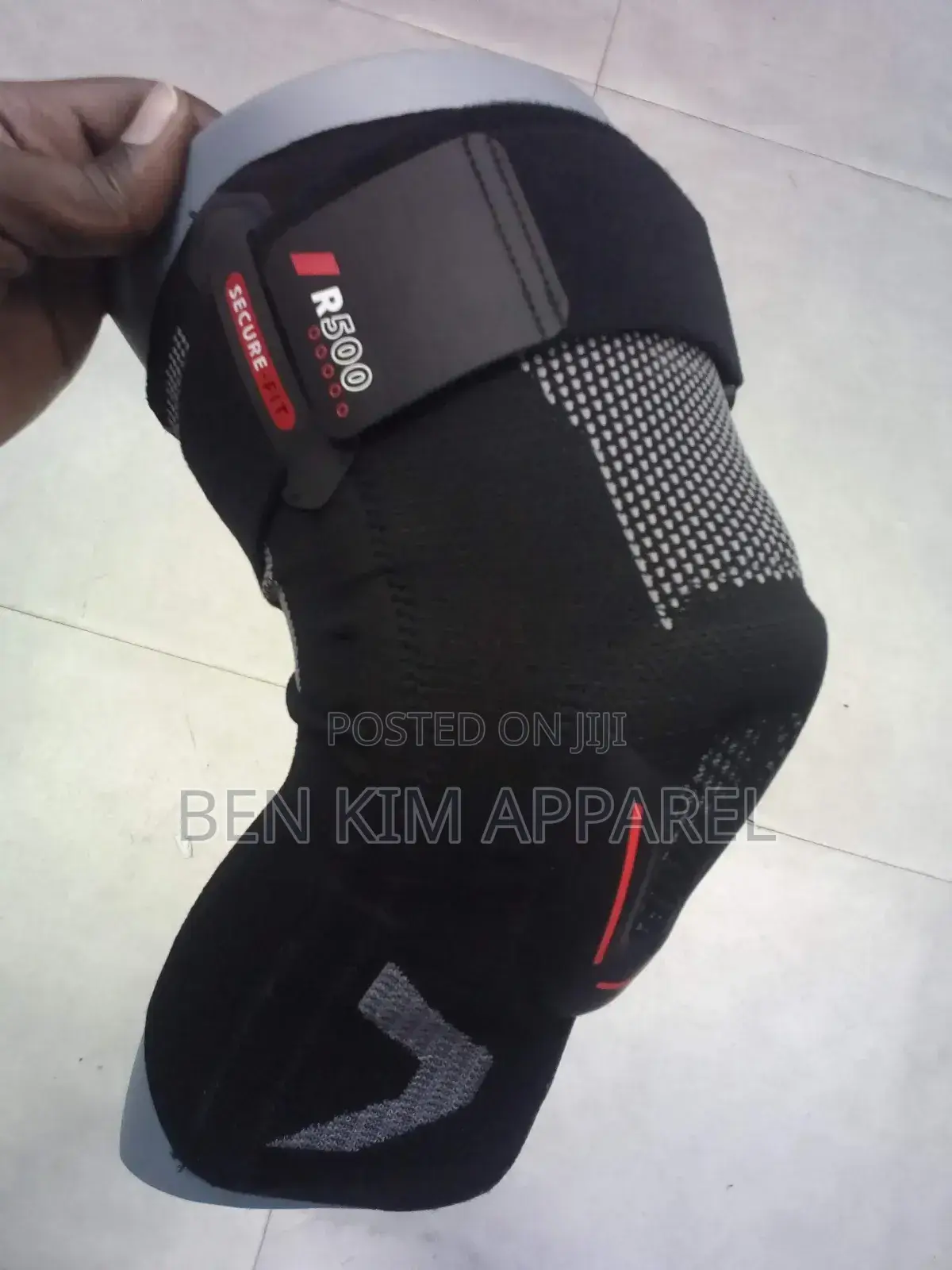Knee Cap and Ligament Support Sports Brace Side Struts and Knee Cap