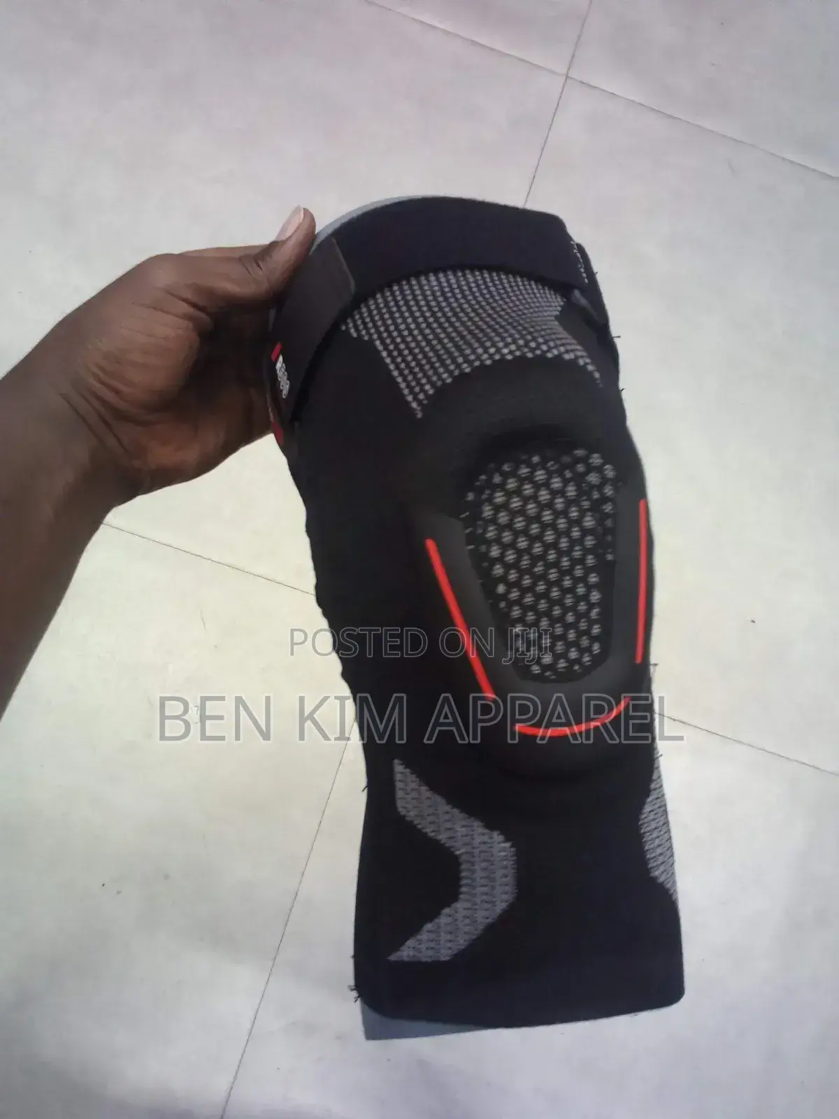 Knee Cap and Ligament Support Sports Brace Side Struts and Knee Cap