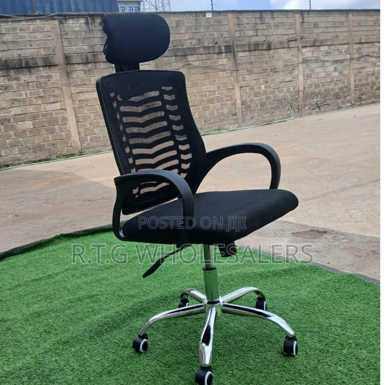 Secretarial Mesh Office Chair With Comfortable Headrest