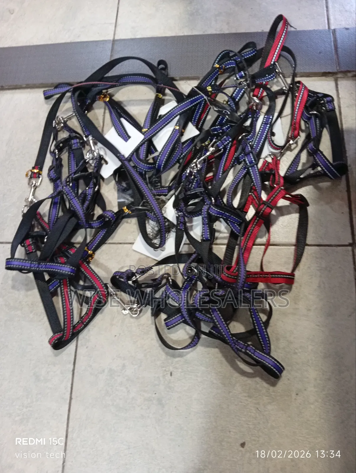 Pet Harnesses and Leash Sets. √°°