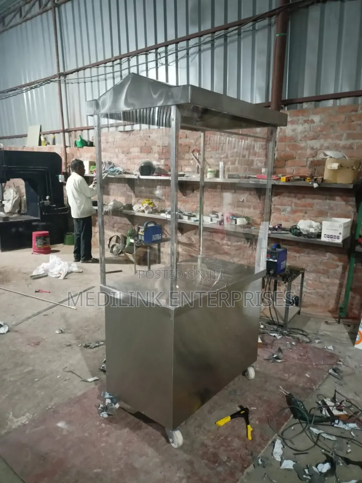 Stainless Self Cook Movable Kitchen