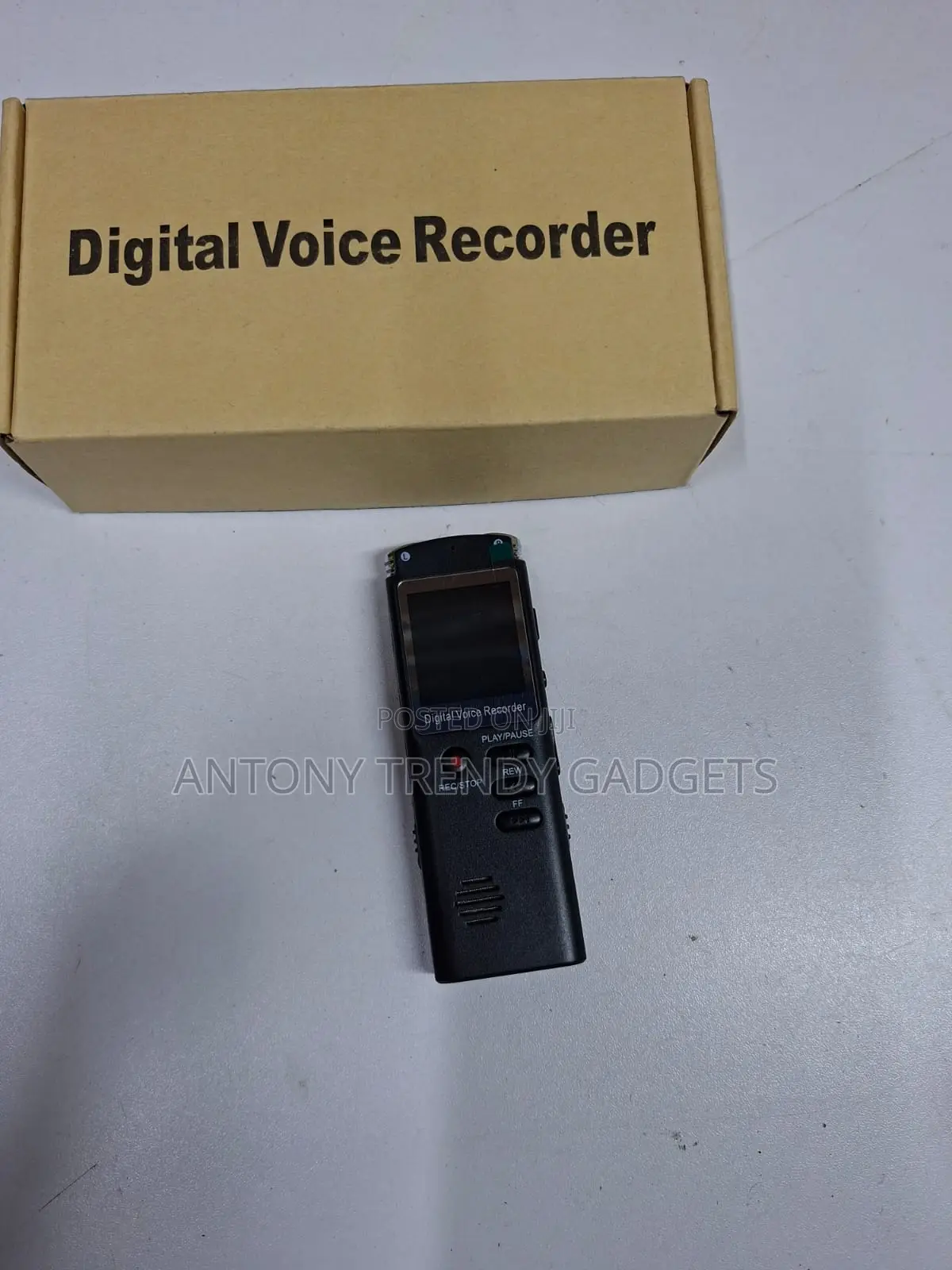 Portable 8gb Digital Audio Recorder With Noise Reduction