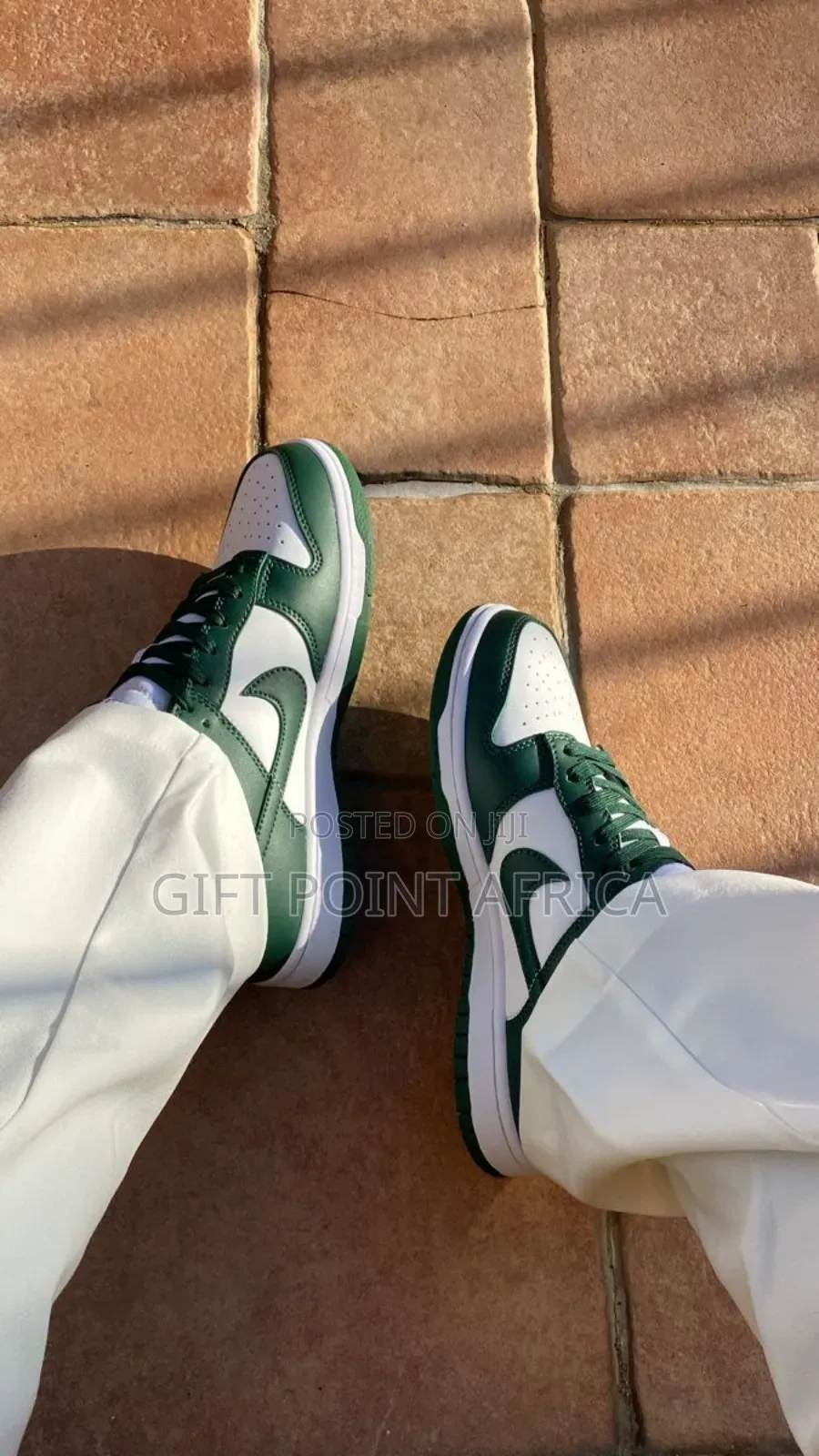 Nike Dunk Low "Varsity Green" Sneakers