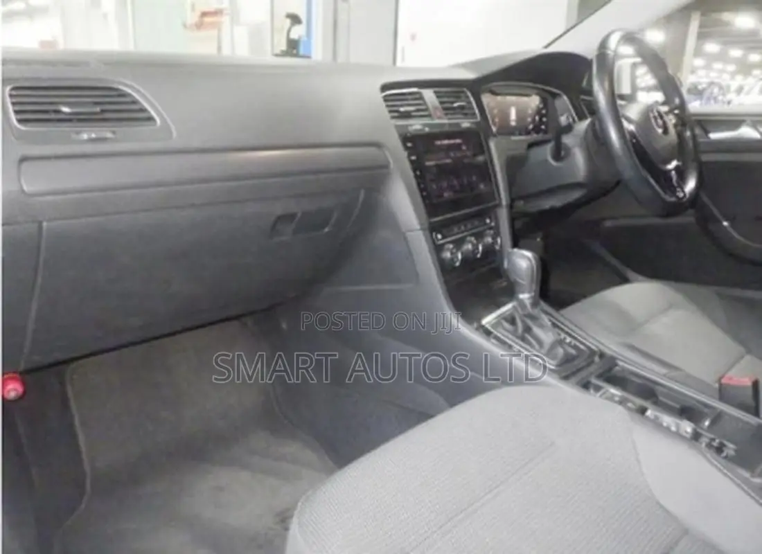 Volkswagen Golf 2019 Pearl