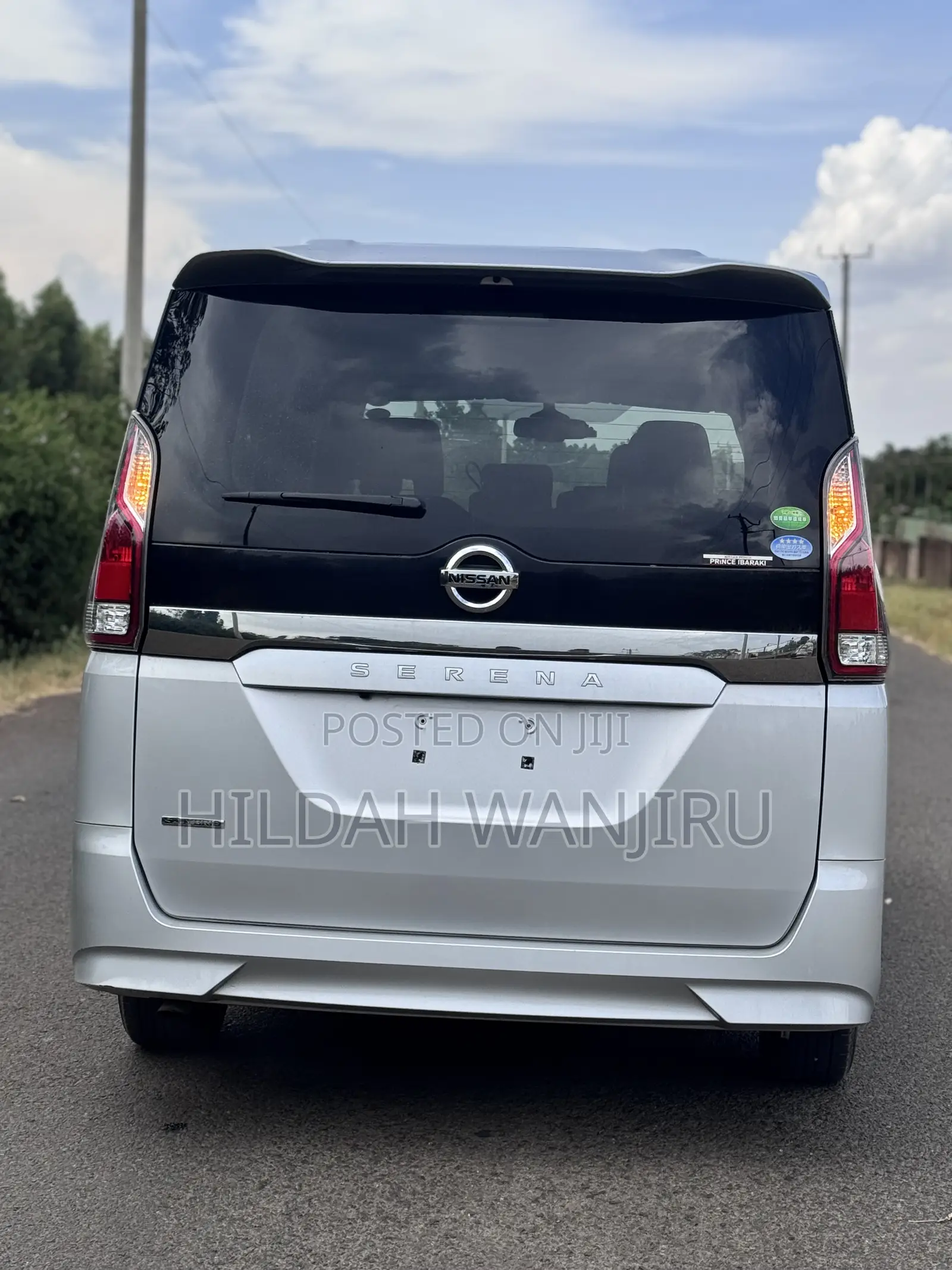 Nissan Serena 2018 Silver