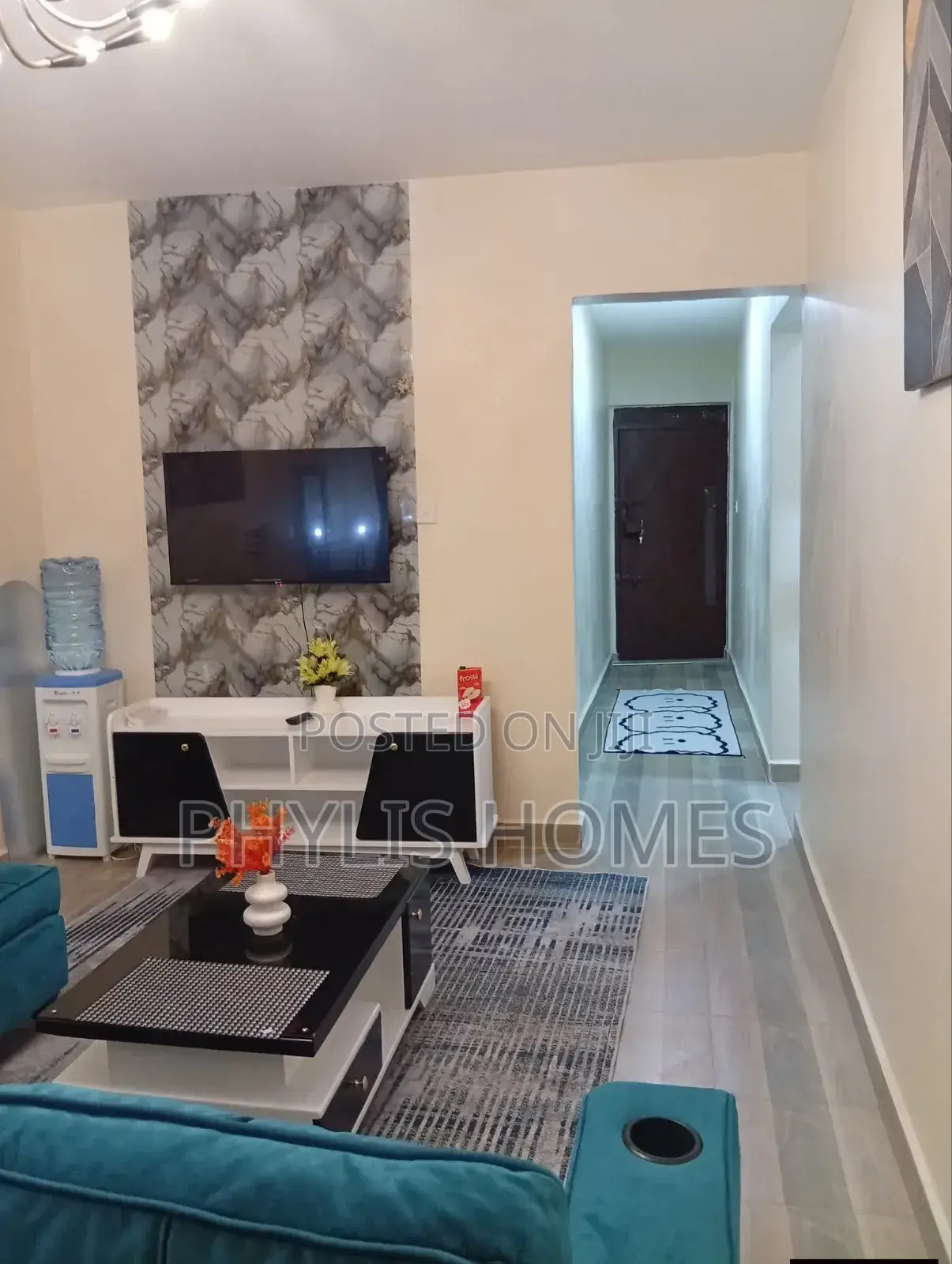 Mordarn Furnished One Bedroom Along Sanasana South B