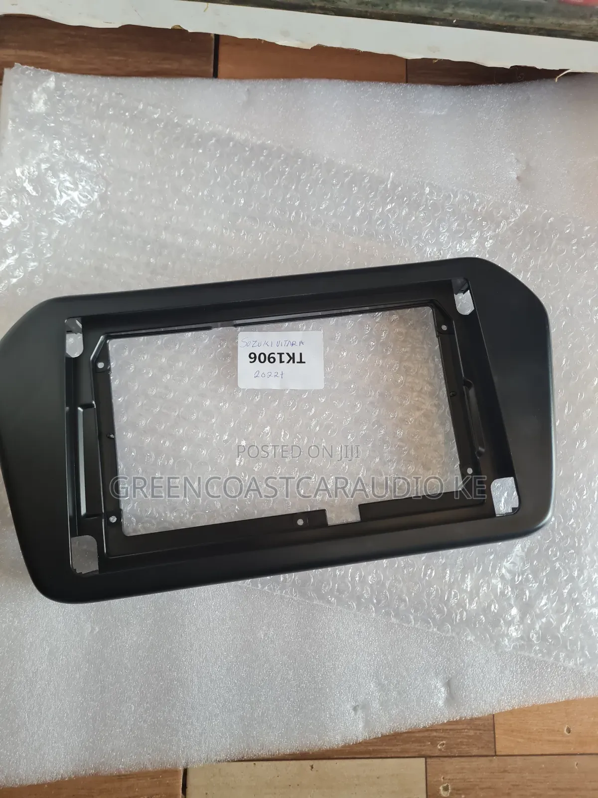 Suzuki Vitara Android Radio Frame, Console or Fascia