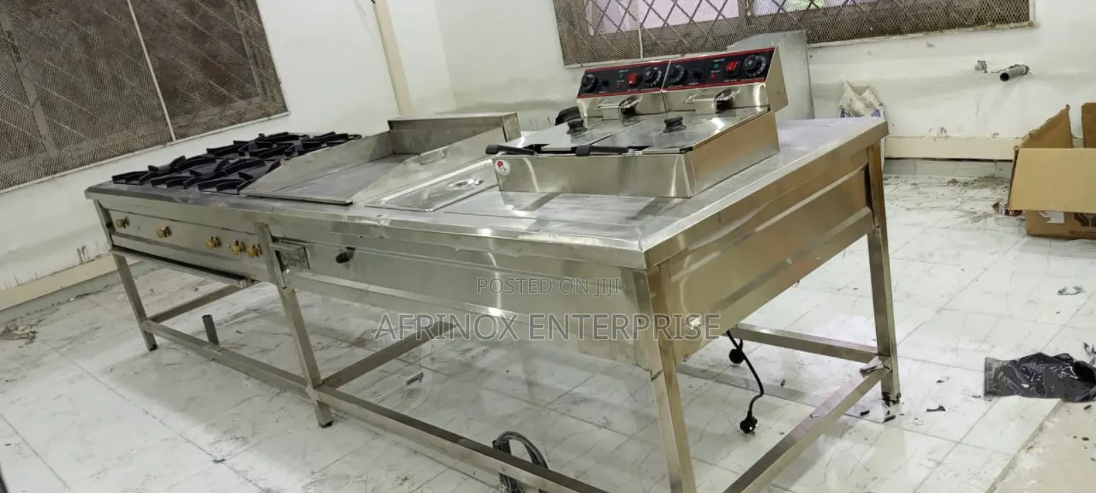 Four Burner Cooker Combined With Deep Fryer and Griddle