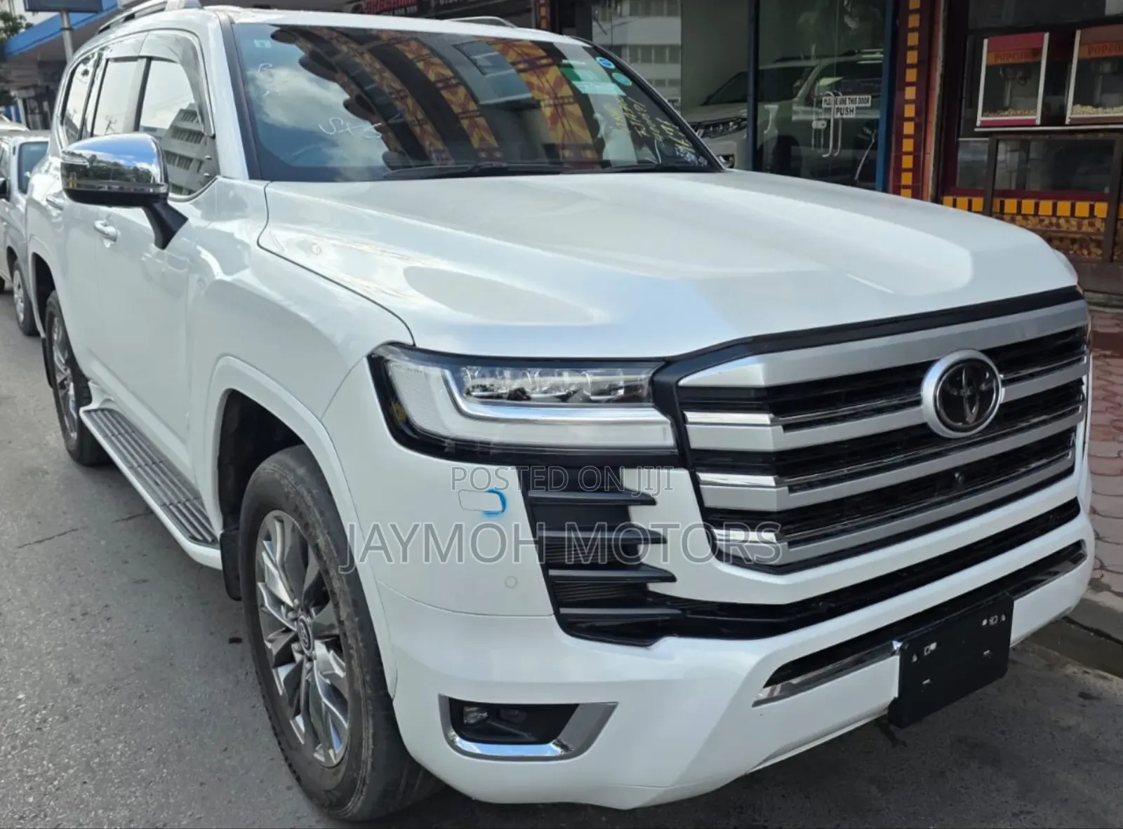 Toyota Land Cruiser 2023 White