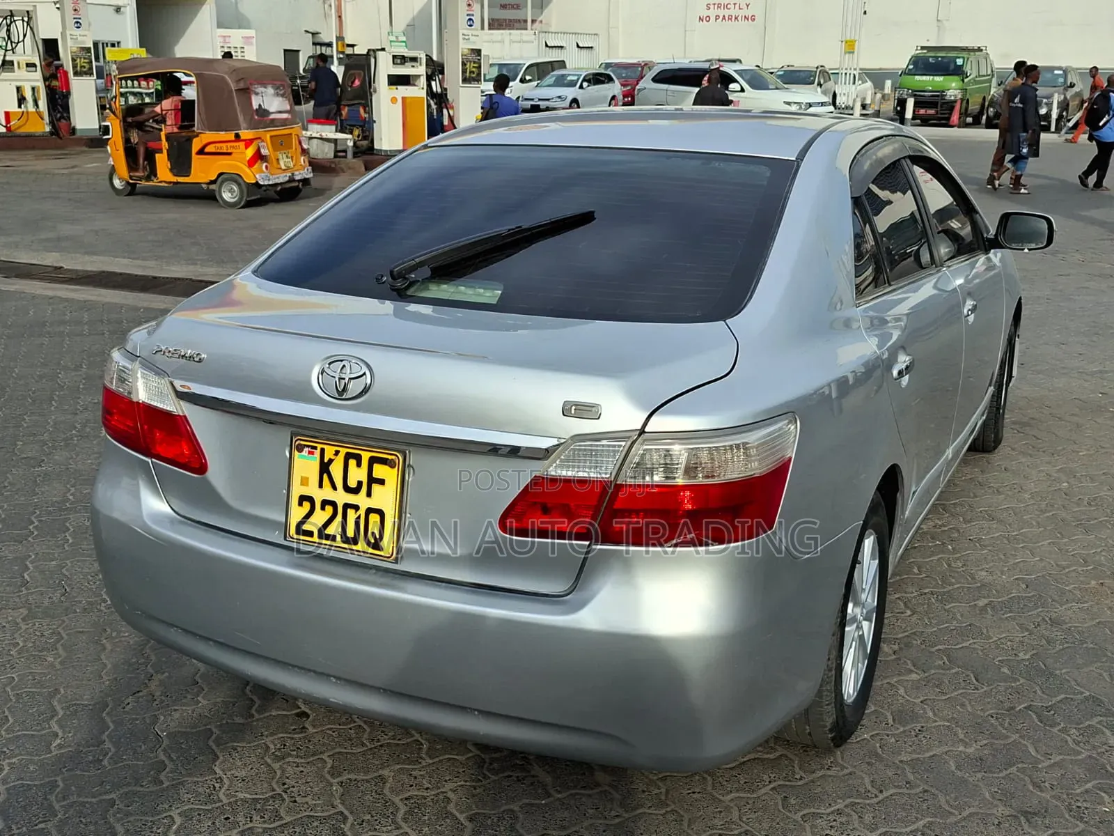 Toyota Premio 2010 Silver