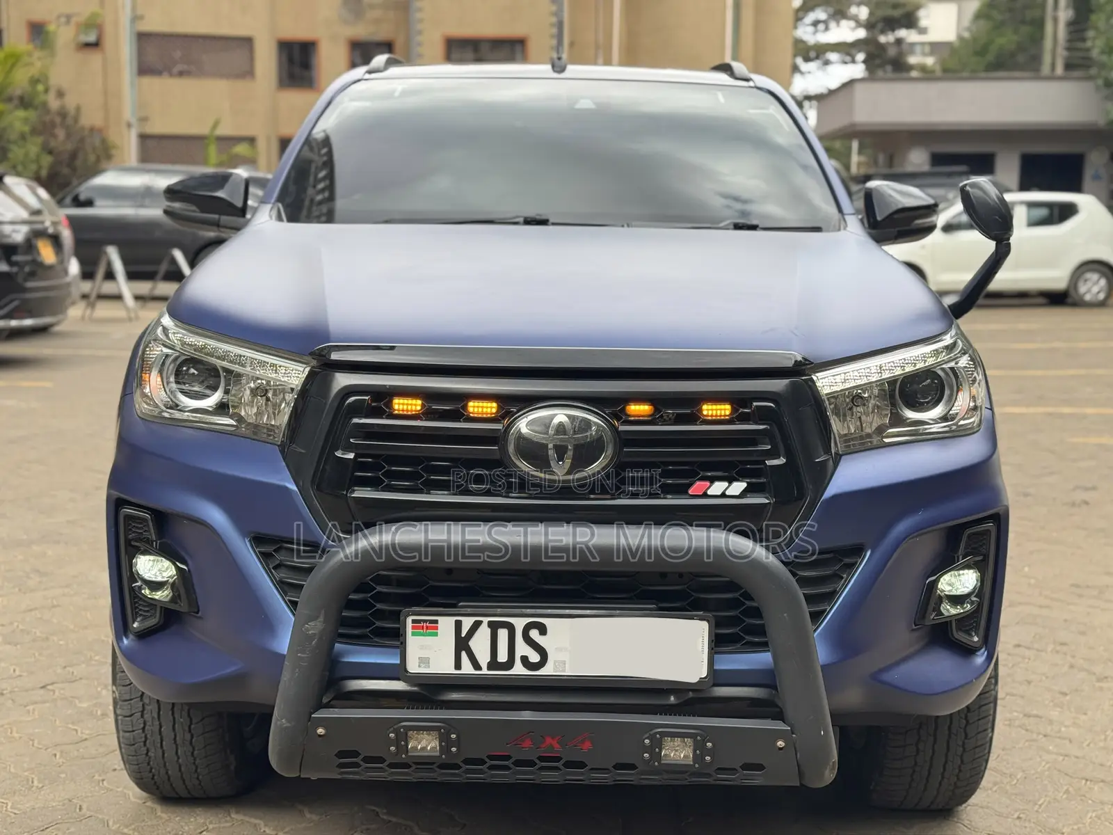 Toyota Hilux 2019 Blue