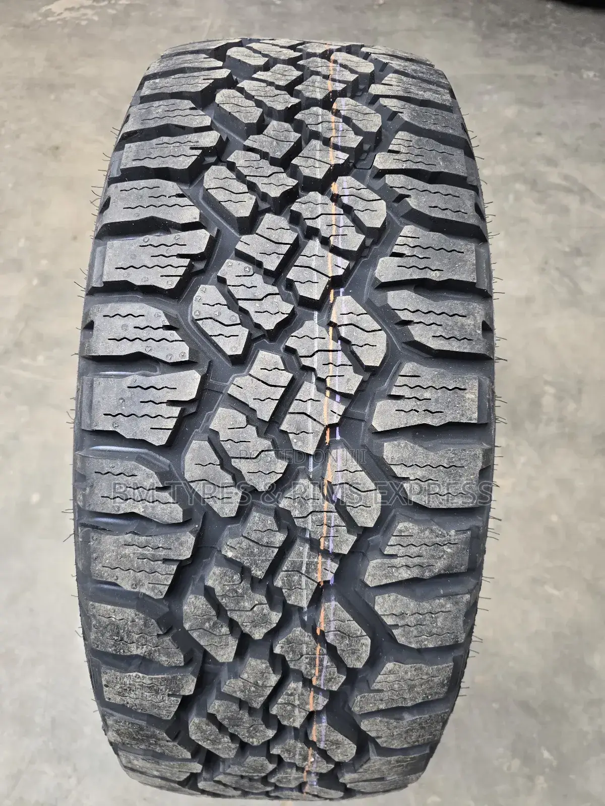 265 /60 R18 Goodyear Tyres (Duratrac)
