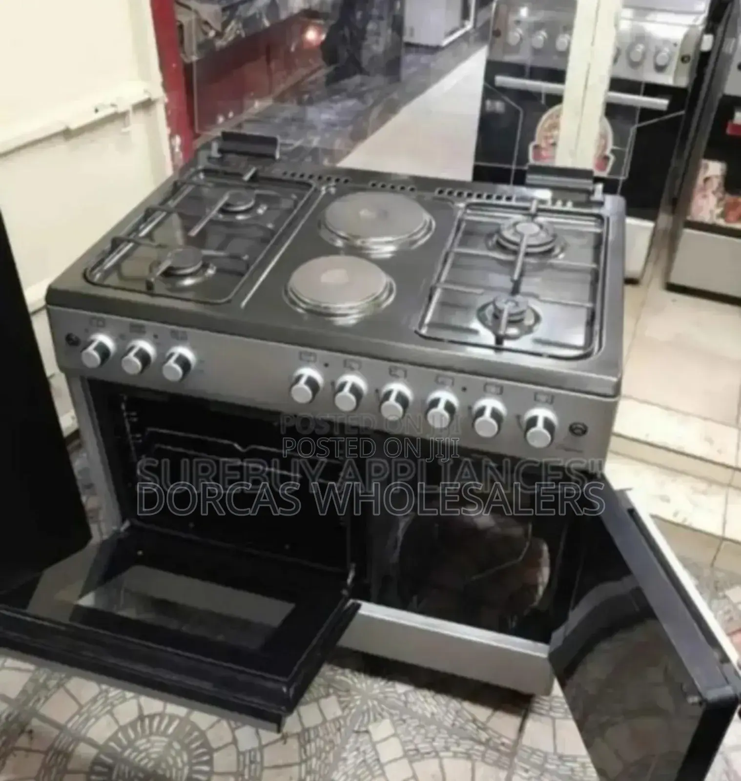 Colour Black 60by90 Ramtons 4+2 Cooker
