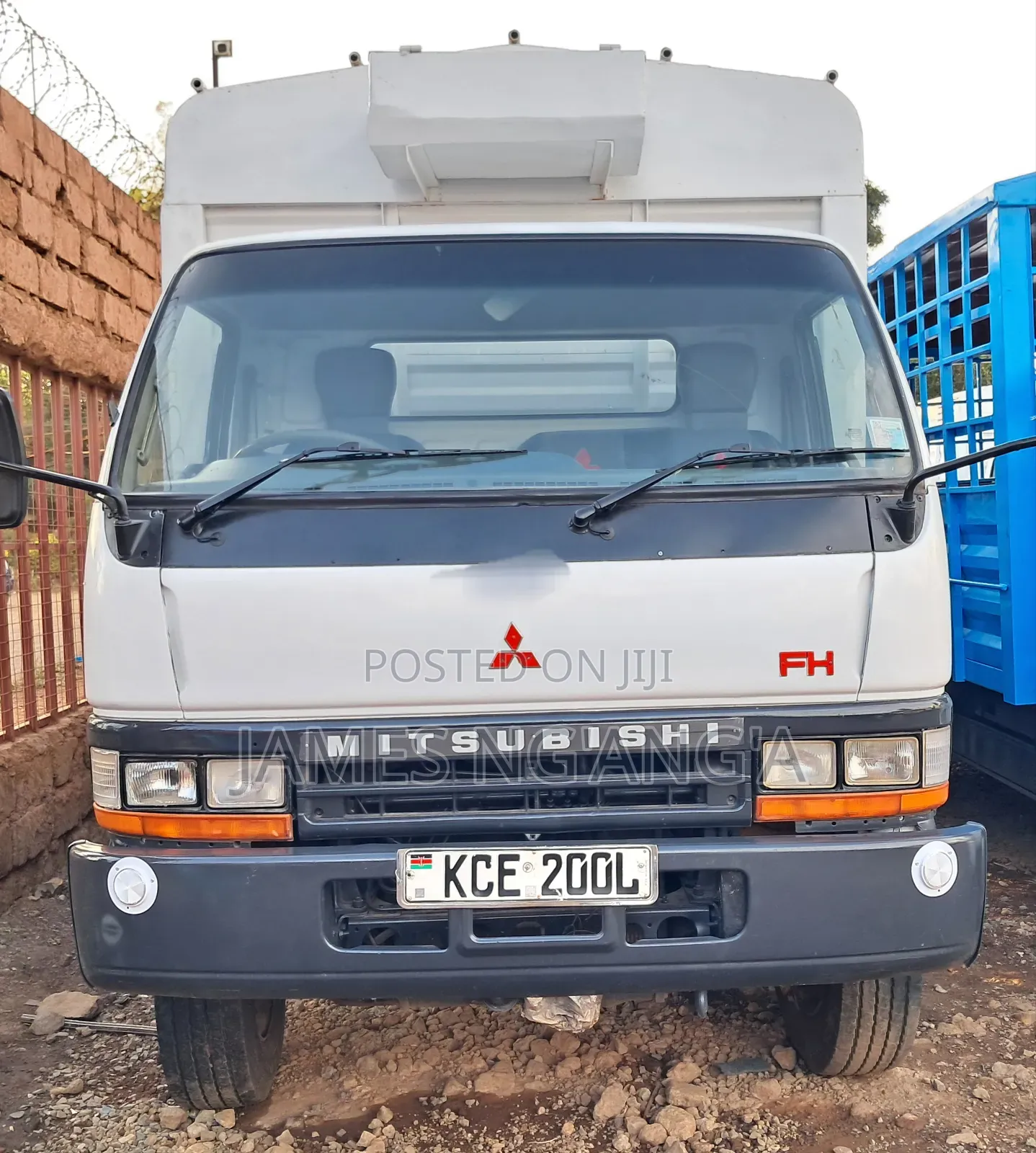 Mitsubishi Fh215 Lorry/Truck