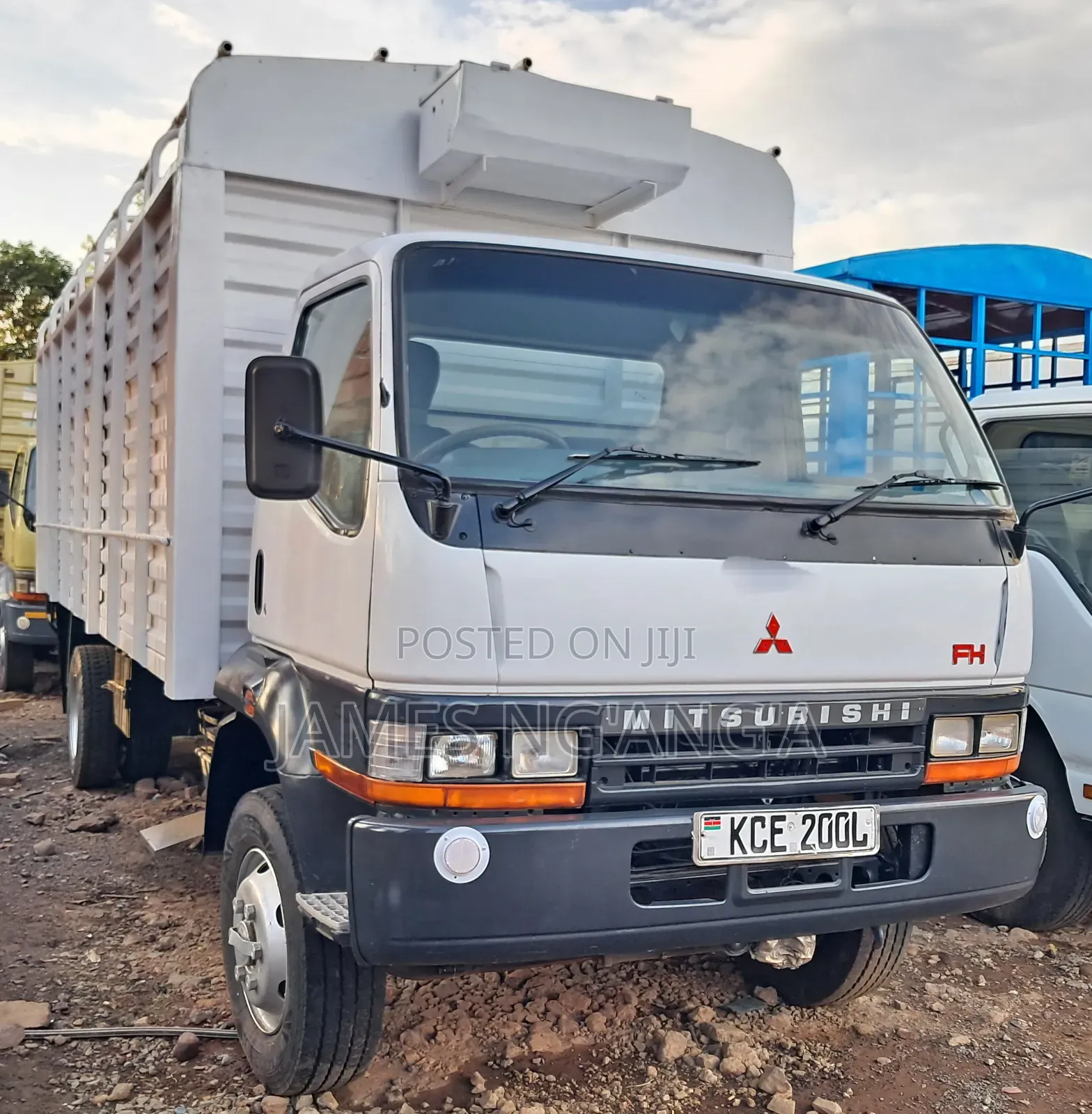 Mitsubishi Fh215 Lorry/Truck