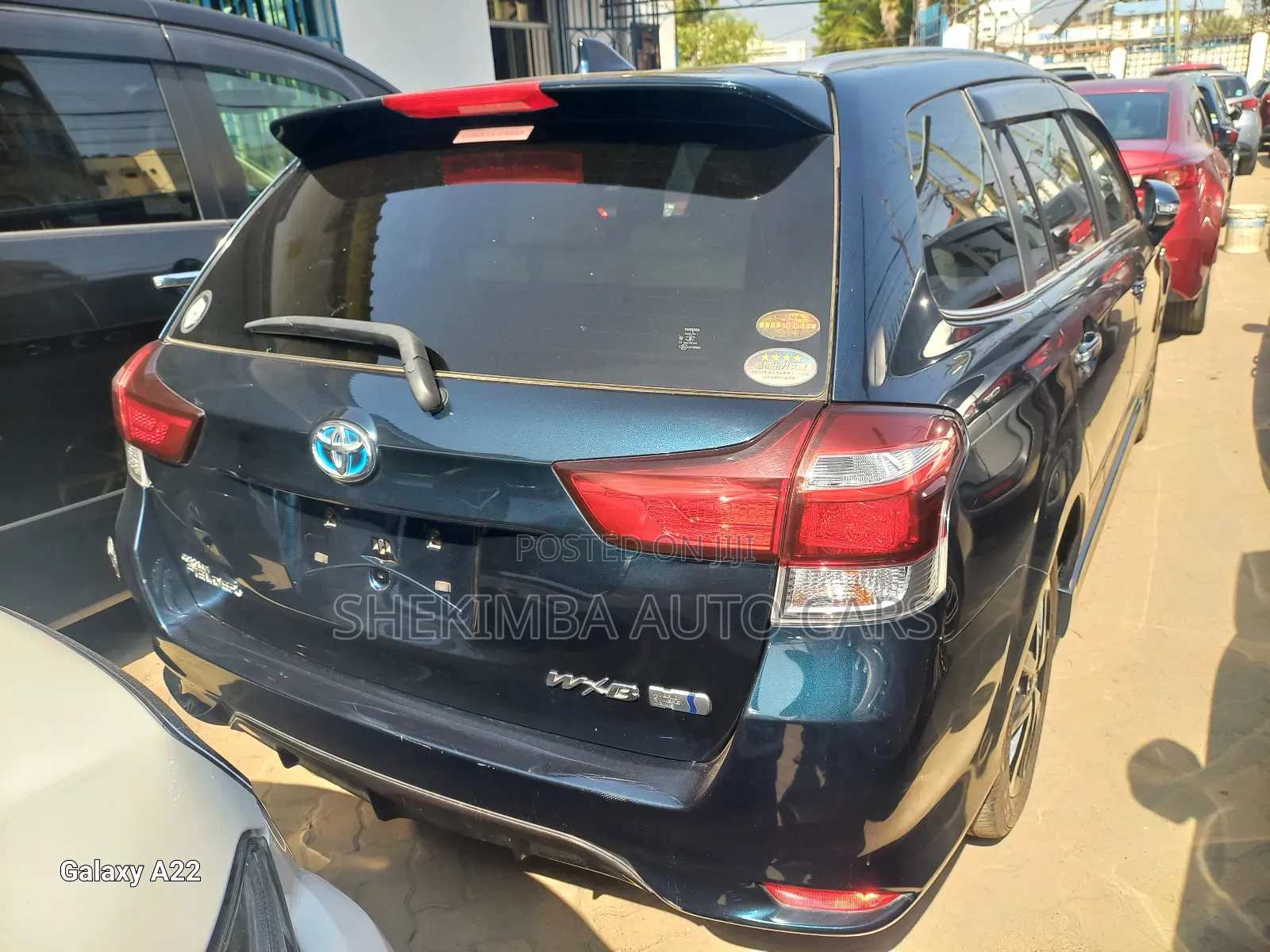 Toyota Corolla Fielder 1.5 Hybrid FWD 2019 Purple