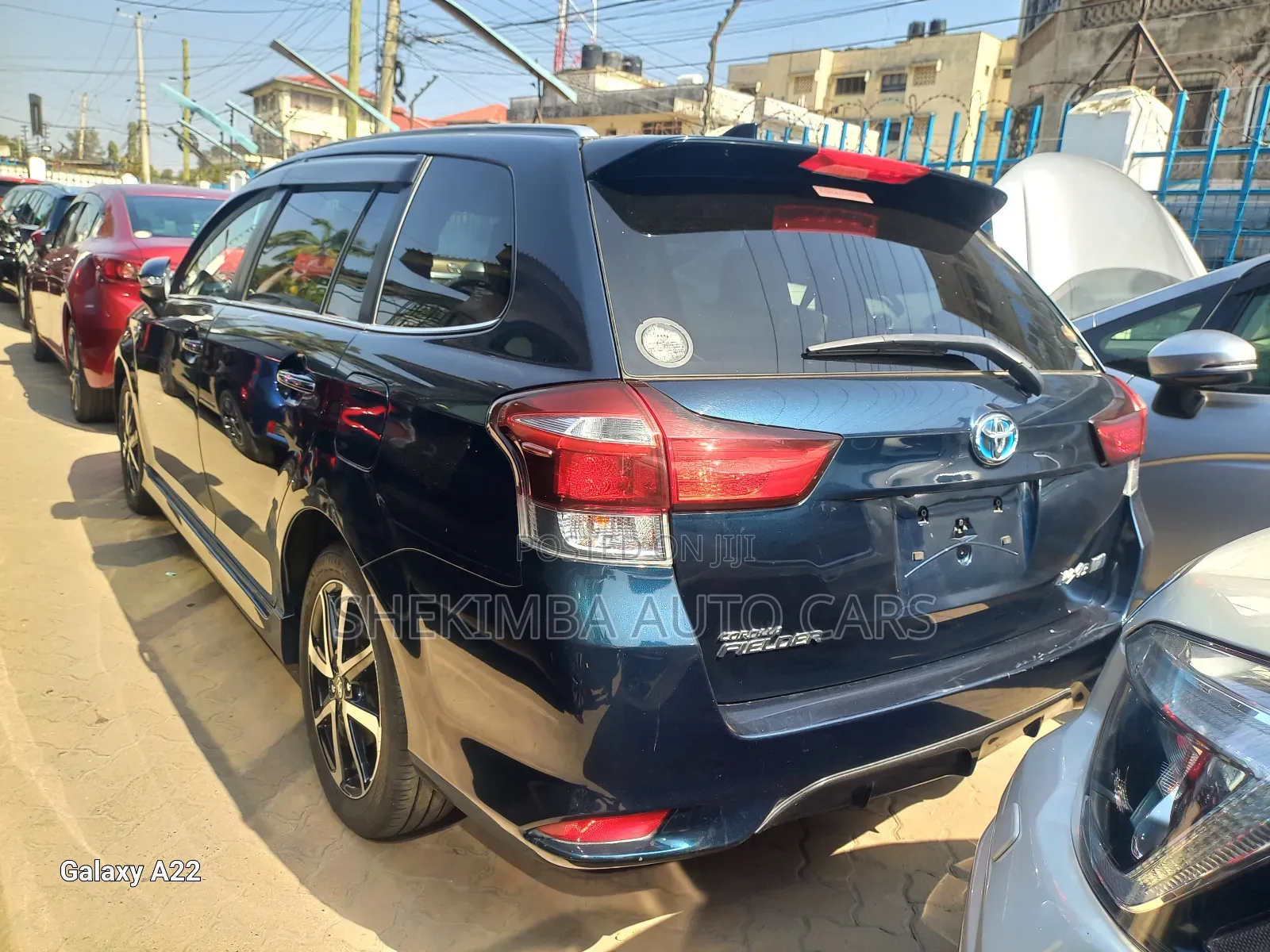Toyota Corolla Fielder 1.5 Hybrid FWD 2019 Purple